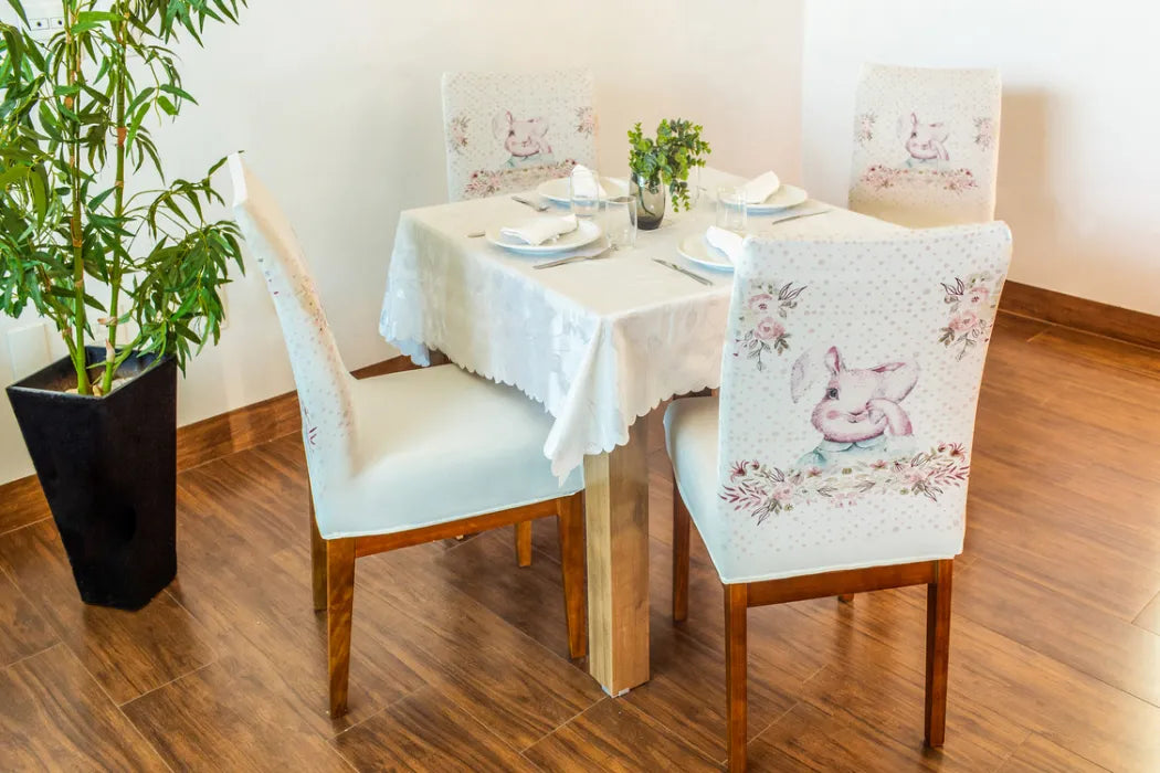 Capa para Cadeira de Jantar - Coelhinho