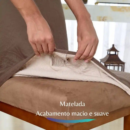 Capa Protetora de Cadeira Arranhão Gato Acolchoada - Chocolate